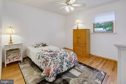 Bedroom - 12815 Eastern Ave, Middle River, MD 21220 photo 5 of 6