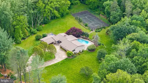 18 Manor Brook Rd, Monkton, MD 21111