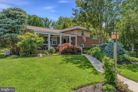 3 Saint Michaels Way, Baltimore, MD 21212
