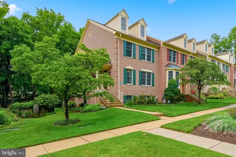 942 Walnut Wood Rd, Cockeysville, MD 21030