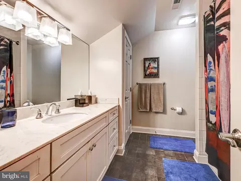 Bath - 12 Wetherbee Ct, Phoenix, MD 21131 photo 4 of 6