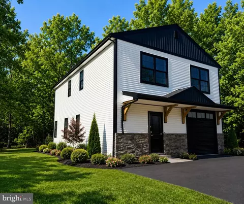 821 Middle Rd, Middle River, MD 21220 photo 2
