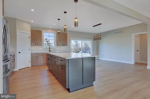 Entry Way - 3550 Revolea Beach Rd, Middle River, MD 21220 photo 1 of 4