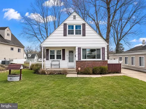 3215 Woodside Ave, Parkville, MD 21234