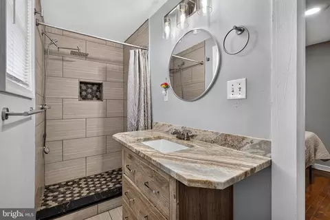 Bath - 6700 Brighton Ave, Baltimore, MD 21215 photo 1 of 3