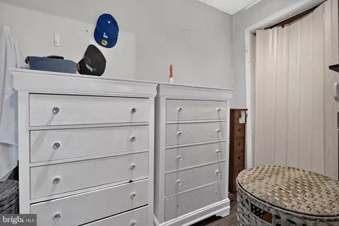 Entry Way - 6700 Brighton Ave, Baltimore, MD 21215 photo 9 of 10