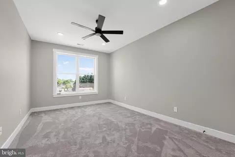 Bedroom - 4602 Todd Point Ln, Sparrows Point, MD 21219 photo 7 of 8