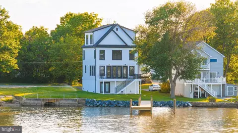 Exterior - 4602 Todd Point Ln, Sparrows Point, MD 21219 photo 5 of 10