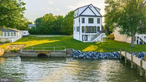 Exterior - 4602 Todd Point Ln, Sparrows Point, MD 21219 photo 1 of 10