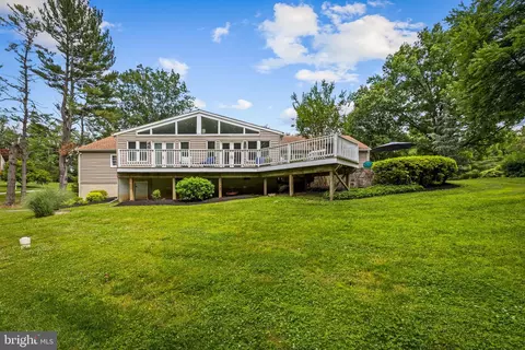 Exterior - 13608 Royal Crest Rd, Phoenix, MD 21131 photo 16 of 18