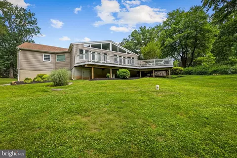 Exterior - 13608 Royal Crest Rd, Phoenix, MD 21131 photo 17 of 18