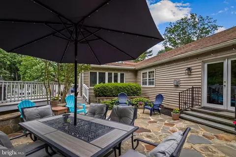 Exterior - 13608 Royal Crest Rd, Phoenix, MD 21131 photo 13 of 18