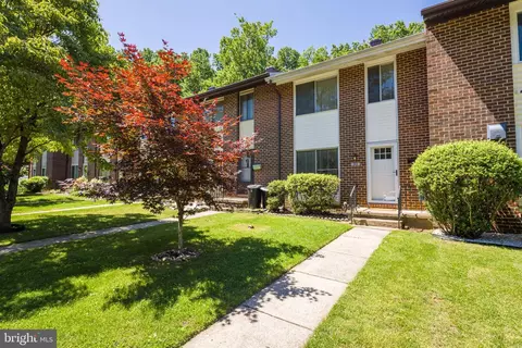 33 Strabane Ct, Parkville, MD 21234