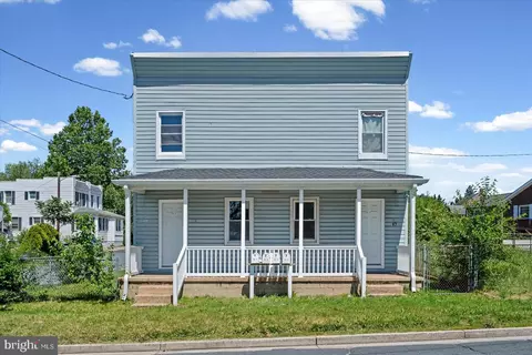 17 Sollers Point Rd, Dundalk, MD 21222
