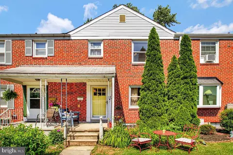 57 Garden Ridge Rd, Catonsville, MD 21228