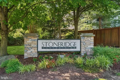 8801 Stone Ridge Cir #201, Pikesville, MD 21208