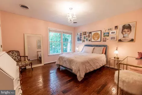 Bedroom - 15214 Old Hanover Rd, Upperco, MD 21155 photo 3 of 7