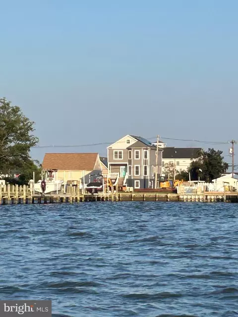 View/Area - 9031 Hinton Ave, Sparrows Point, MD 21219 photo 2 of 6