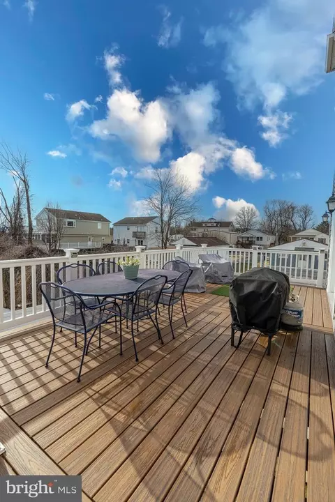 Exterior - 9031 Hinton Ave, Sparrows Point, MD 21219 photo 8 of 9