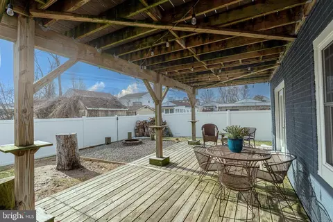 Exterior - 9031 Hinton Ave, Sparrows Point, MD 21219 photo 6 of 9