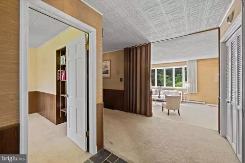 Entry Way - 6 Stonehurst Rd, Phoenix, MD 21131 photo 2 of 2