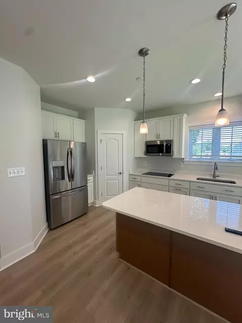 Kitchen - 11503 Jerome Ave, White Marsh, MD 21162 photo 3 of 4