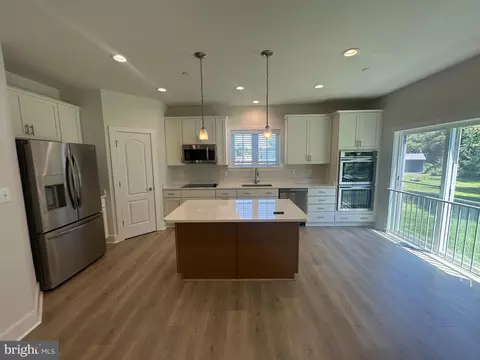 Kitchen - 11503 Jerome Ave, White Marsh, MD 21162 photo 4 of 4