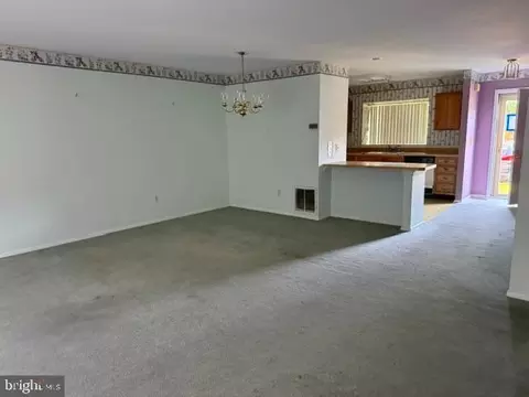 Living - 20 Danben Ct, Nottingham, MD 21236 photo 1 of 5