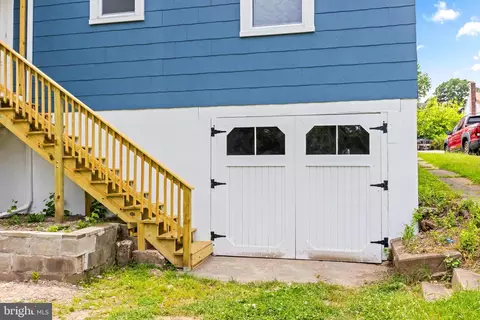 Exterior - 5559 Ashbourne Rd, Halethorpe, MD 21227 photo 4 of 6
