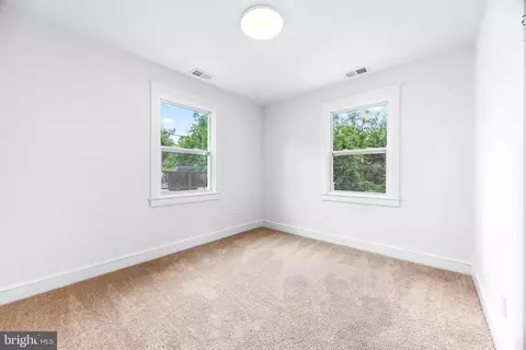 Bedroom - 5559 Ashbourne Rd, Halethorpe, MD 21227 photo 2 of 7