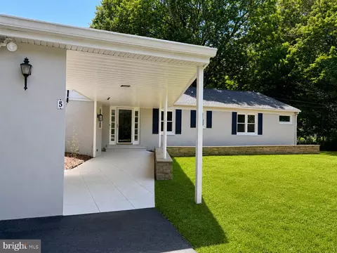 5 Wagon Wheel Ct, Glen Arm, MD 21057