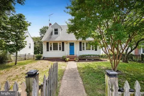 5559 Gayland Rd, Halethorpe, MD 21227