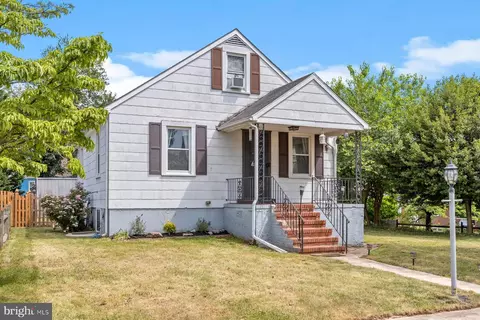 5233 Dewitt Rd, Halethorpe, MD 21227