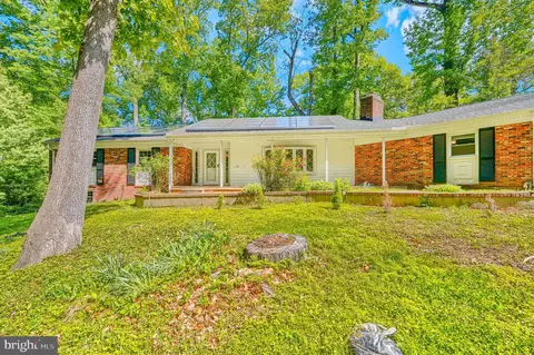 9500 Powderhorn Ln, Parkville, MD 21234