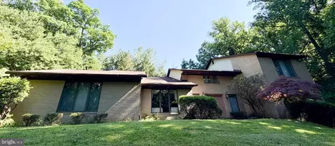 10 Valley Gate Way, Pikesville, MD 21208