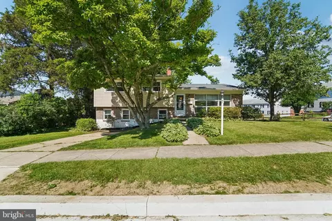7610 Knollwood Rd, Towson, MD 21286
