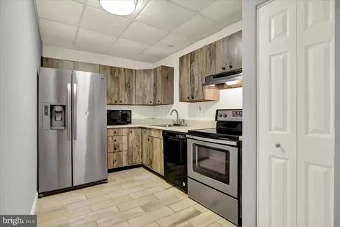 Kitchen - 4538 Long Green Rd, Glen Arm, MD 21057 photo 2 of 2