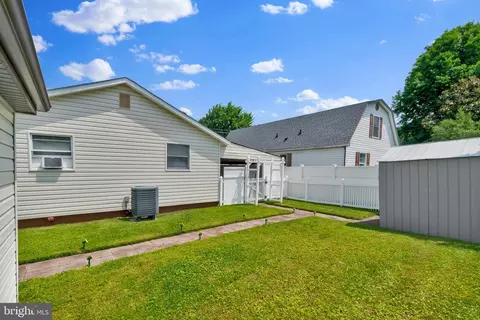 Exterior - 8029 A Shore Rd, Edgemere, MD 21219 photo 7 of 7