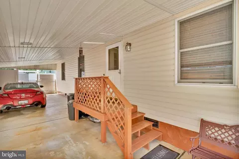 Exterior - 8029 A Shore Rd, Edgemere, MD 21219 photo 2 of 7