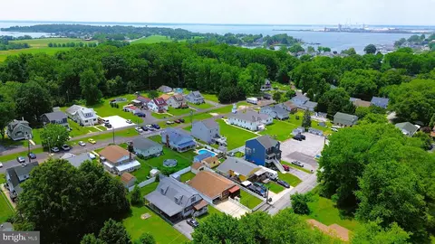 View/Area - 8029 A Shore Rd, Edgemere, MD 21219 photo 2 of 7
