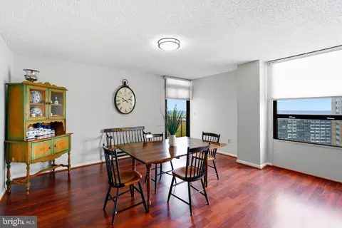 Dining - 205 E Joppa Rd #1809, Towson, MD 21286 photo 2 of 4