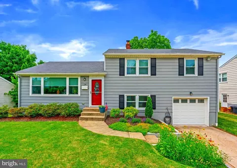 24 Delrey Ave, Catonsville, MD 21228