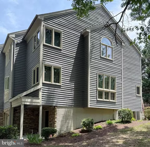 11 Stridesham Ct, Baltimore, MD 21209