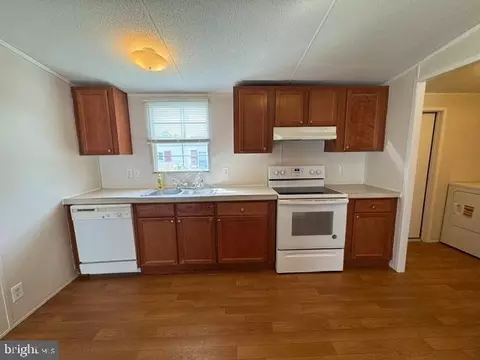 56 Cool Breeze, Middle River, MD 21220 photo 13