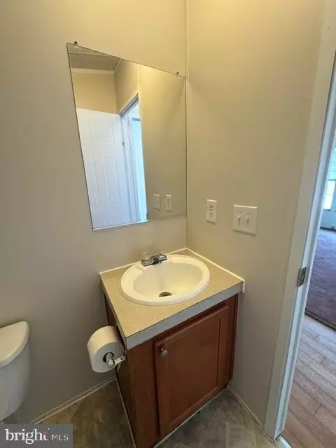 56 Cool Breeze, Middle River, MD 21220 photo 25