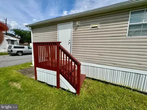 56 Cool Breeze, Middle River, MD 21220 photo 5