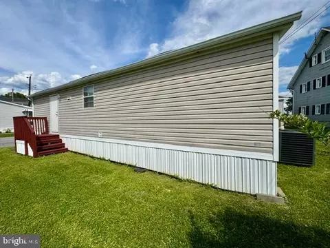 56 Cool Breeze, Middle River, MD 21220 photo 6