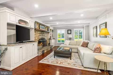 Living - 3701 Stansbury Mill Rd, Phoenix, MD 21131 photo 1 of 1