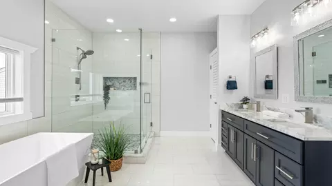 Bath - 7314 Waldman Ave, Sparrows Point, MD 21219 photo 5 of 7