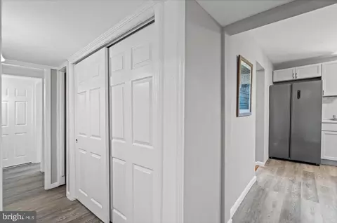 Entry Way - 567 Compass Rd, Middle River, MD 21220 photo 7 of 9